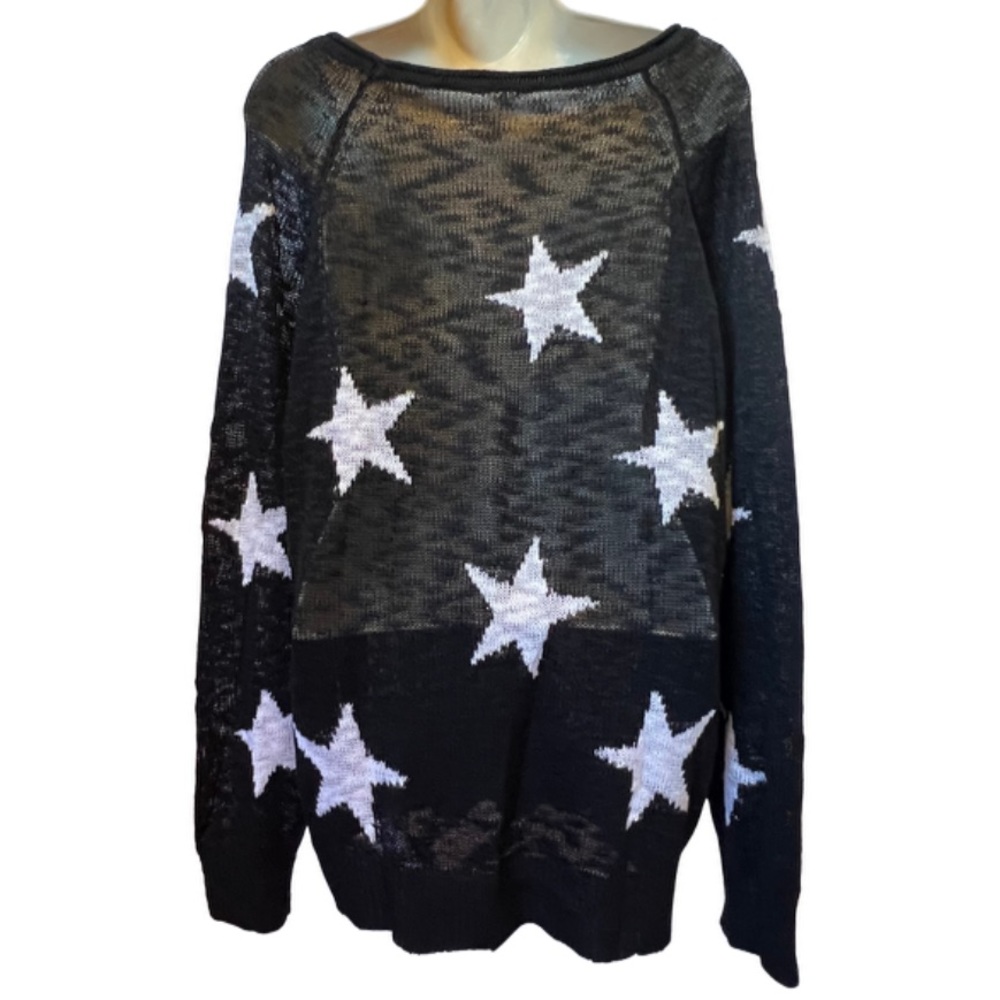 Non Branded Women’s White Star patterned cardigan Sweater - Picture 2 of 6